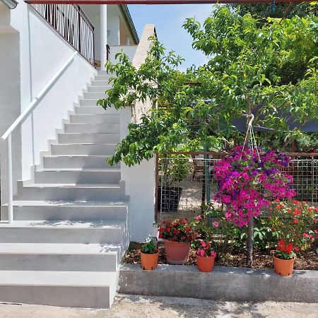 Rooms Ive Lozovac Exterior photo